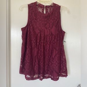 NWT Doe & Rae maroon/burgundy lace top